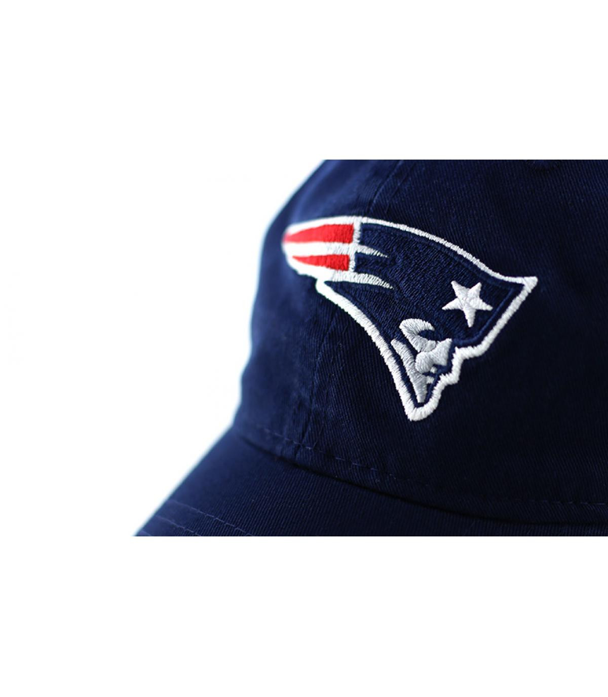 visera Patriots azul